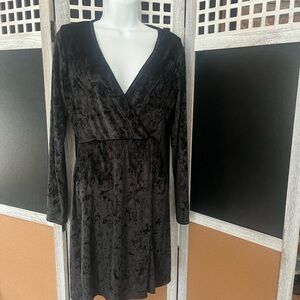 Boohoo Black Long Sleeve V-Neck Fit and Flare Dress